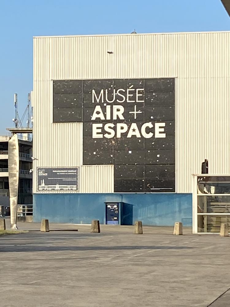 Devanture Musée de l'air et de l'espace