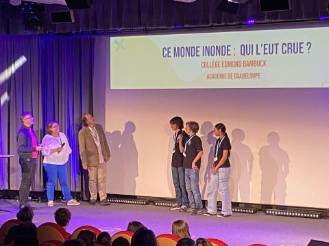 Remise du prix au collège Edmond BAMBUCK