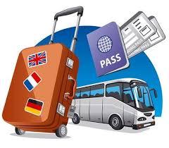 Une valise, un bus, des billets, un passeport...