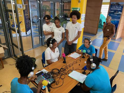 Elèves interviewés par Radio InterSchool