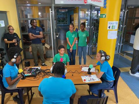 Elèves interviewés par Radio InterSchool