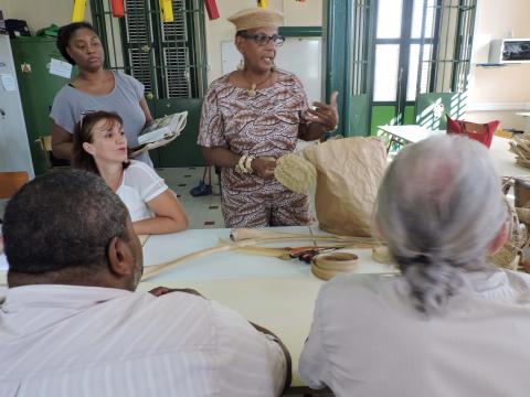 ATELIER DE TRESSAGE : Bacoua