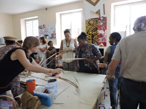 ATELIER DE TRESSAGE : Bacoua